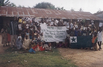 A group of African people who speak Esperanto